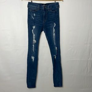 Hollister - Womens/juniors 26x30 (3Regular) ripped high rise super skinny jeans